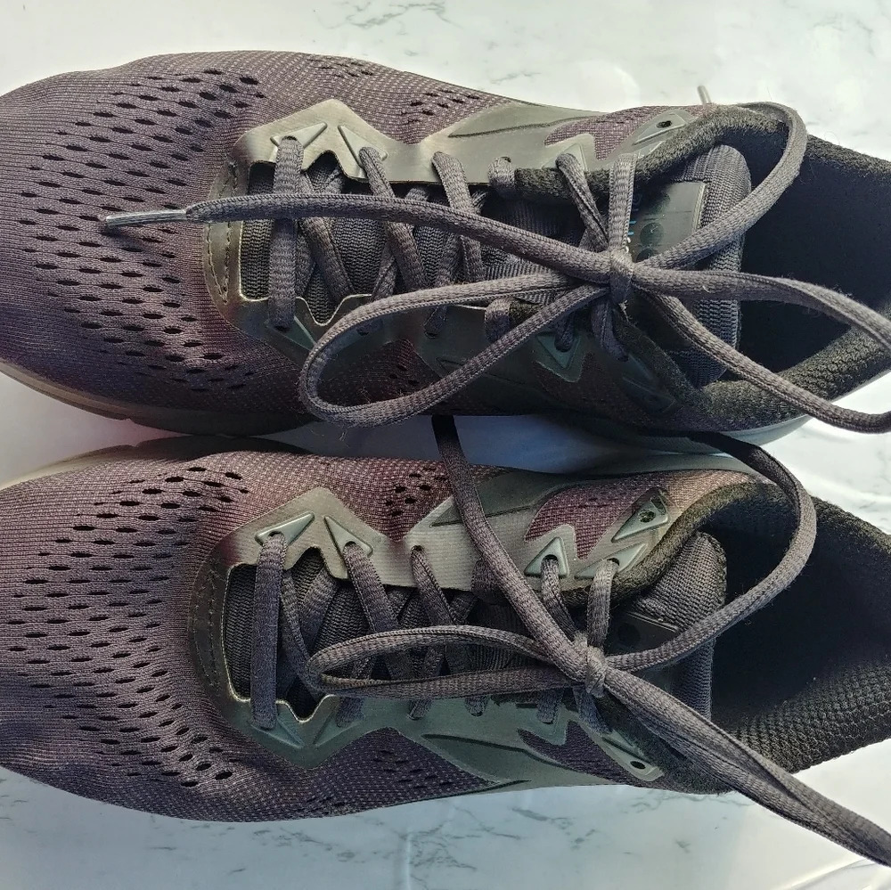 Diadora Mythos Blushield 3 Women's Running Shoes 9
